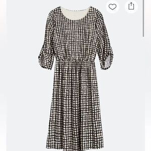 Le Lis Darbie Dress
